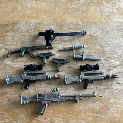 Lote de accesorios figuras de acción Rambo Fuerza de la Libertad de colección SIN FIGURAS Foto 1 de 4