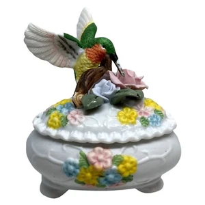 Vintage Ceramic Bisque Heart Trinket Box 3D Hummingbird & Flowers Roses Floral - Picture 1 of 8