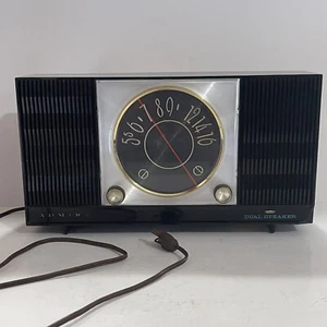 Radio d'epoca Admiral Tube AM modello 69c294-2 funzionante! Raro! Leggi Descrizione! - Foto 1 di 8