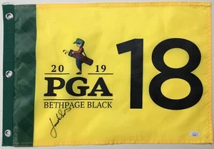 Jordan Spieth Signed 2019 PGA Bethpage Black Yellow 18 Pin Flag- JSA #AV66446 - Picture 1 of 4