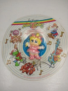 Vintage Miss Piggy Muppet Babies Pin 1988 Stage Stars Baby Avon Jim Henson New - Picture 1 of 3