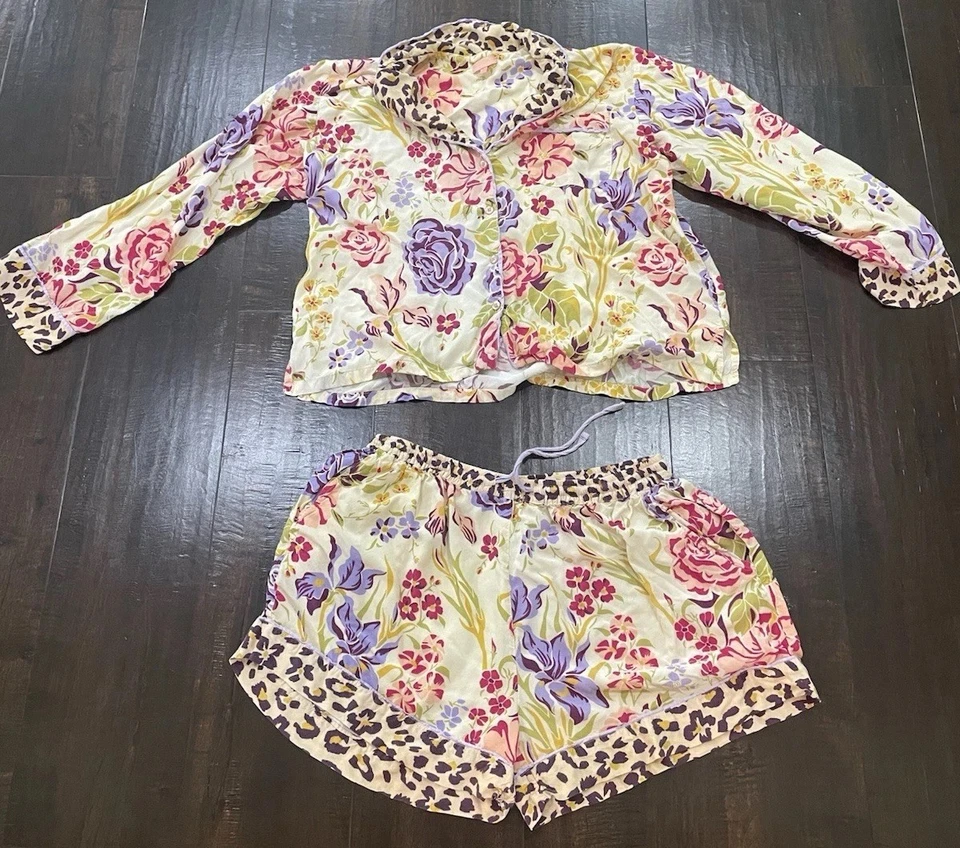 Conjunto corto de pijama floral POWDER para mujer flores grande L ropa de salón modal Foto 1 de 4