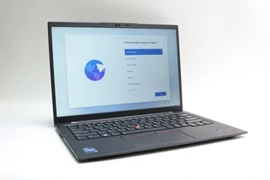 14" Lenovo ThinkPad X1 Carbon Gen 10, i7-1270P, 16GB, 512GB SSD - Picture 1 of 16