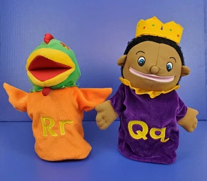Lot of 2 Lakeshore Alphabet Hand Puppet Q q Queen  and R r Rooster  12" - Picture 1 of 17