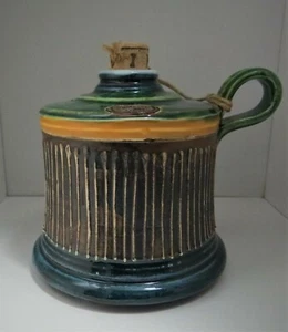 JARRA DE CERÁMICA DANAC HECHA A MANO BULGARIA CON MANGO Y TAPÓN DE CORCHO - Imagen 1 de 8