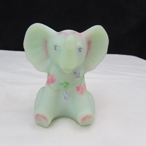 Fenton Sea Green Satin Hand Painted Sitting Elephant Special Order 2005 W70 - Picture 1 of 5