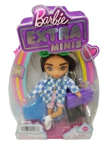 Barbie Extra Minis Muñeca Azul Cuadros Chaqueta Gafas de Sol Boom Box Soporte 6 Pulgadas Nuevo en Caja - Imagen 1 de 5