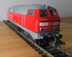 Marklin 37744 HO gauge DB BR 216 diesel locomotive in DB cargo red livery - Picture 1 of 13