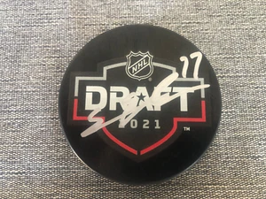 SIMON EDVINSSON AUTOGRAMM 2021 ENTWURF PUCK GRAND RAPIDS GRIFFINS/ROTE FLÜGEL - Bild 1 von 1