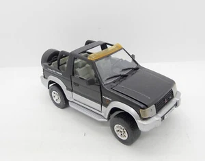38835 SCHUCO / GERMANY / # MITSUBISHI PAJERO V6 3000 1/24 - Picture 1 of 4