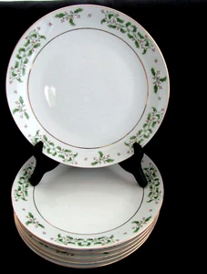 Set 6 Piatti Natalizi Gibson Holiday Charm Holly Berry 7" - Foto 1 di 9