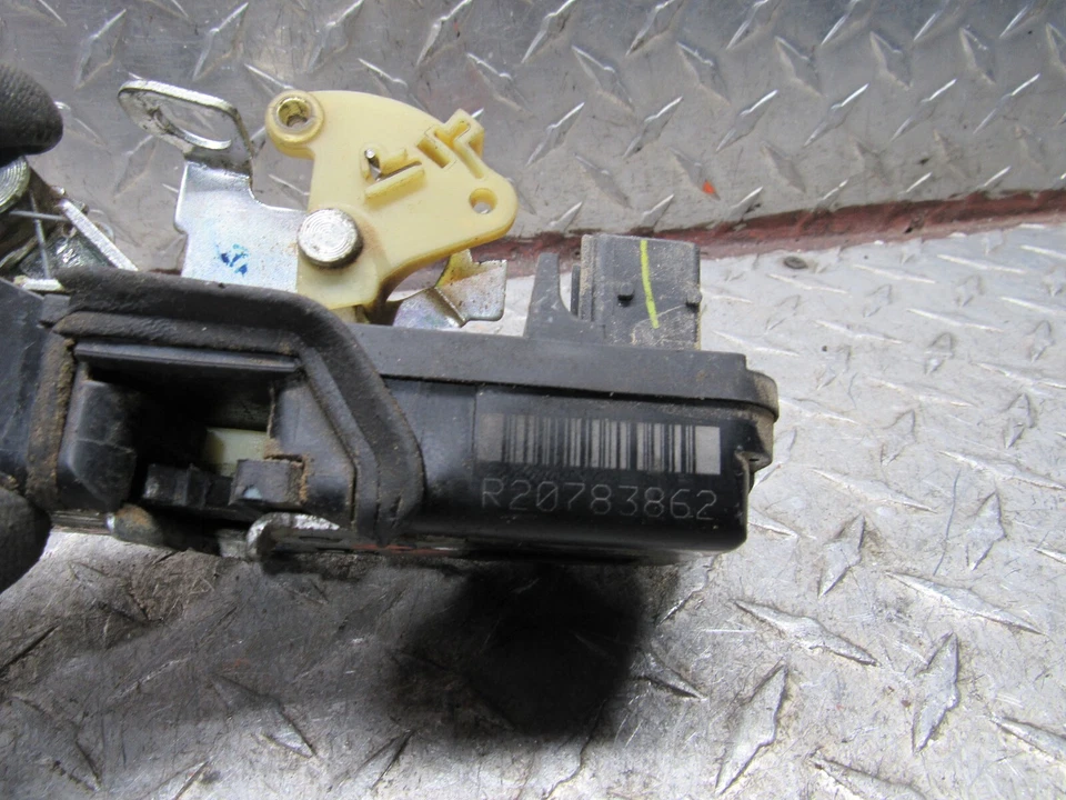 2011 CHEVROLET AVALANCHE 1500 RIGHT PASSEGNER REAR DOOR LATCH LOCK ACTUATOR - Изображение 1 из 1