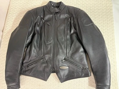 Chaqueta de moto Harley-Davidson FXRG de cuero para mujer grande excelente estado” Foto 1 de 4