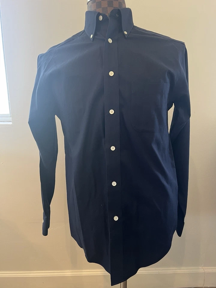 Camisa masculina Turnbury azul marinho com botões 100% tamanho P sem ferro  - Imagem 1 de 4