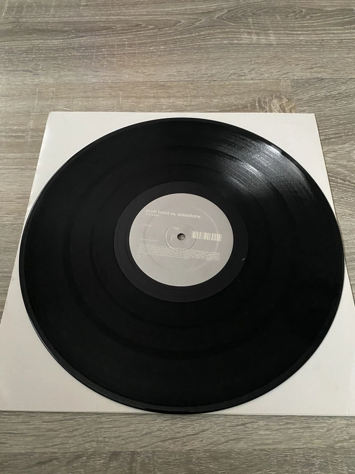 vinyl records - Image 1 of 2