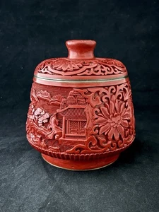 Red Vintage Chinese Carved Cinnabar Lacquer Lidded Jar - Picture 1 of 18
