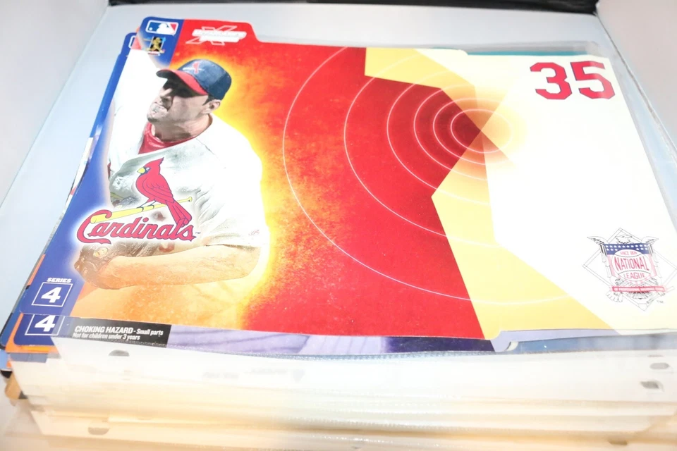 McFarlane Backing Poster Matt Morris St. Louis Cardinals #35 - Image 1 of 1