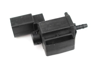 06F131055 Original VW EOS 1F Audi A3 2.0 FSI Vacuum Hose Non-Return - Image 1 of 4