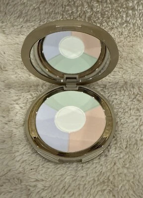 Stila One Step Correct Brightening Finishing Powder LIGHT Full Size BNIB - Image 1 of 4