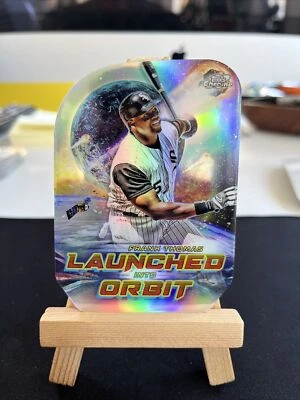 Frank Thomas Launched Into Orbit - 2023 Topps Chrome Cosmic Refractor #LIO-16 - Image 1 of 2