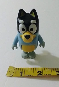 Bandit Dad Bluey Modellino Posabile Tacco Blu 3,25" - Foto 1 di 6