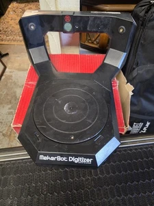 Scanner 3D desktop digitalizzatore MakerBot + non testato - Foto 1 di 4