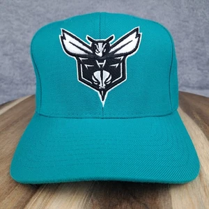 Charlotte Hornets Hat Cap Snap Back Teal Retro Logo Mitchell Ness NBA Basketball - Picture 1 of 9