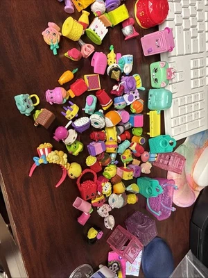 Gran Lote de Shopkins Foto 1 de 4
