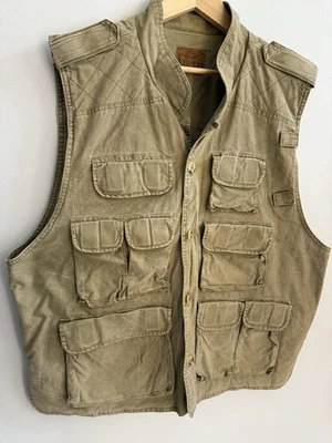 Redhead Hunting Fishing Button Up Green Vest Men’s XL Multiple Pockets Quilted - Image 1 of 4