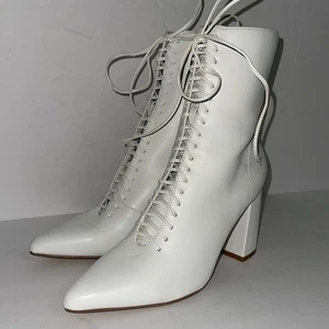 Boohoo Lace Up Pointed Toe Boots White Block Heel Ankle Booties Women's Shoes - Foto 1 di 7