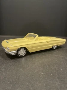 Auto promozionale concessionaria Thunderbird 1965 - Giallo - Ottime condizioni - Foto 1 di 13