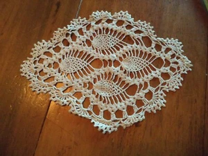Vintage Crochet Lace Doily Table Runner Oval Shape off - White about 9 by 11 in. - Picture 1 of 8