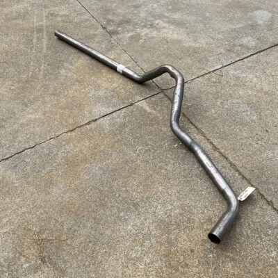 Dodge B100 B200 B300 1978-1981 tubo de escape 4117582 nuevo de lote Foto 1 de 4