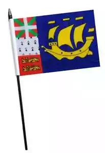 St Pierre und Miquelon kleine Handflagge (6"" x 4"") - LETZTE PAAR - Bild 1 von 1