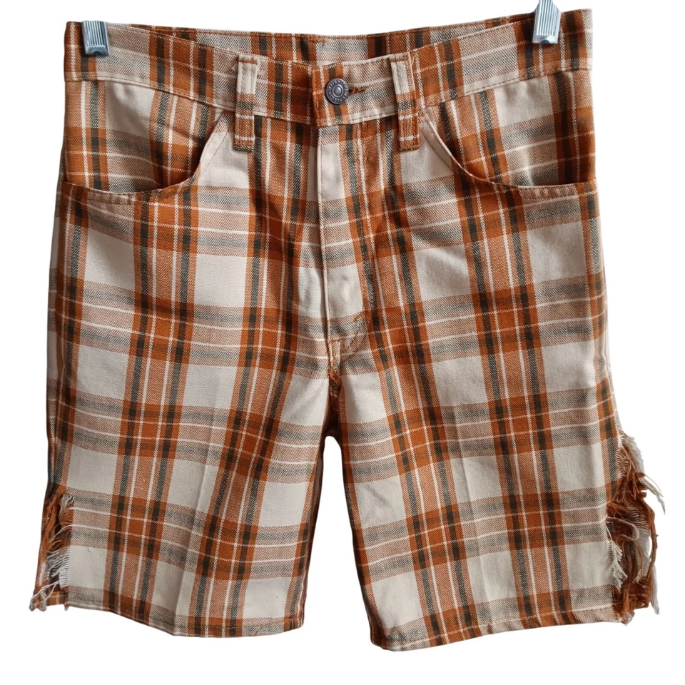 Men's 28W Vintage Levi's 1970's Big E Sta-Prest Plaid Cotton Shorts Distress USA - Image 1 of 4