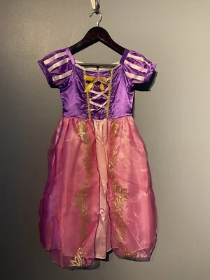 Disfraz de Rapunzel para niña talla 7/8 nuevo sin etiquetas Foto 1 de 4