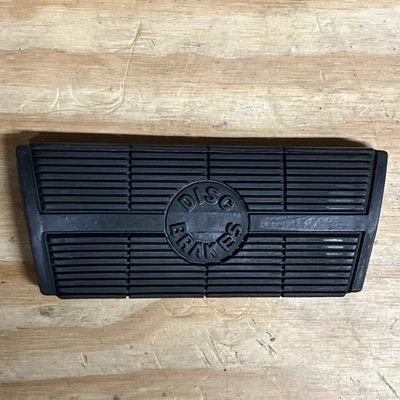 Pastilla de pedal de freno de carrocería 1973-77 NOS A freno de disco automático GM 3994495 CHEVY OLDS PONTIAC Foto 1 de 4