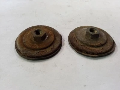 Bisagra de ventana de escotilla a tuercas de ventana | Se adapta a Toyota Matrix 2003-2008 Foto 1 de 3