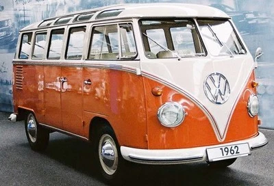 REVELL 07009 VOLKSWAGEN T1 ""SAMBA BUS"" MODELLO REVELL 1/16 - Immagine 1 di 2