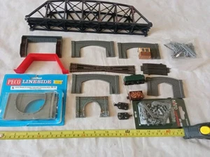 LOTE DE TRABAJO DE PUENTE FERROVIARIO CALIBRE N EXTREMOS DE TÚNEL CRUZADO Y OTRAS BROCAS (D49) - Imagen 1 de 12