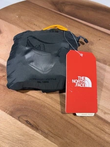 The North Face Flyweight Duffel Black 27L - Picture 1 of 4