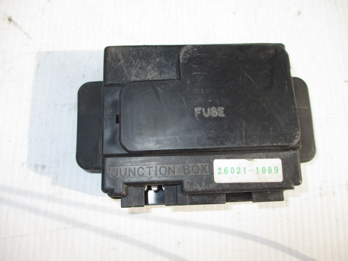 parting out 1995 Kawasaki Ninja ZX-6 (ZX600-E3) OEM junction