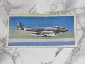 No.13 GLOSTER METEOR MK.IV Wings of Speed by Lyons Tea 1961