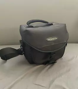 Promaster DSLR Camera Bag - Black - Good condition - Picture 1 of 15