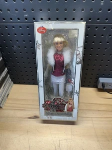 Disney's Hannah Montana Holiday Pop Star Doll Miley Cyrus Doll Play Along 2008 - Picture 1 of 2