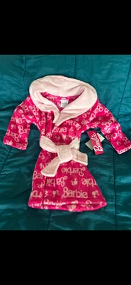 niños rosa suave. Albornoz largo medio nuevo con etiquetas Foto 1 de 4