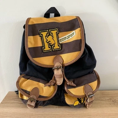 Mochila de lona Harry Potter Hufflepuff Bioworld amarilla marrón a rayas negra Foto 1 de 4