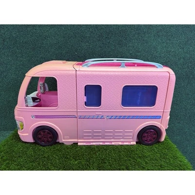 Mattel Barbie Dream Camper Rosa RV Autobús Casa Furgoneta Motor Juego Foto 1 de 4