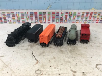 Lionel SETNo. 1117 /  Steam Engine 1110 SET. 4  freight cars  027 - Image 1 of 4