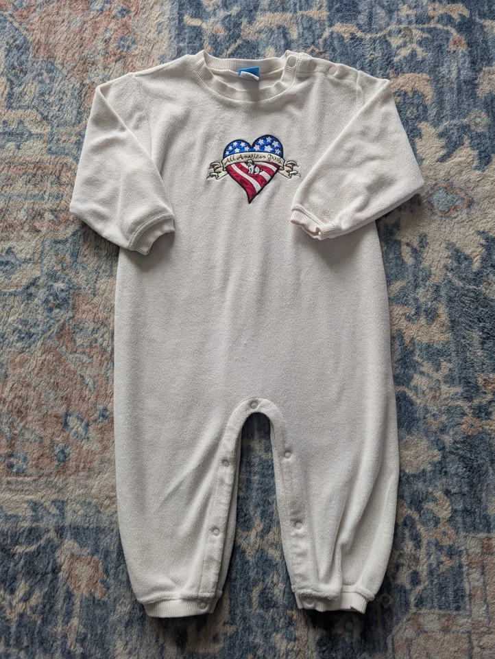 Mameluco vintage Little Big Dogs niña niño 2T 3T una pieza bordado años 90 usado en excelente estado Foto 1 de 4